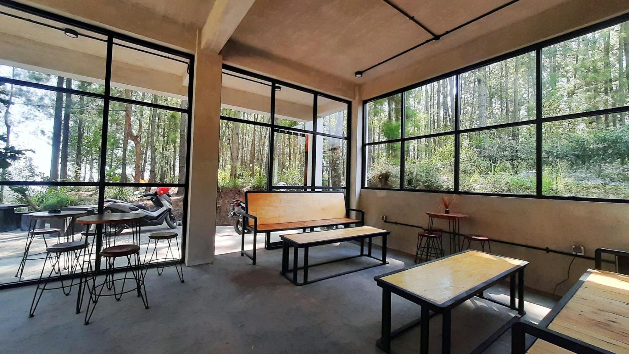 Bromo Dormitory & Cabin Exterior foto